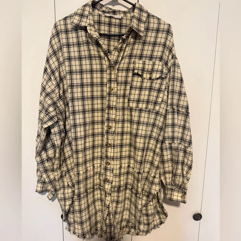 Talulah Plaid Button Up Tunic size medium - Picture 2 of 5